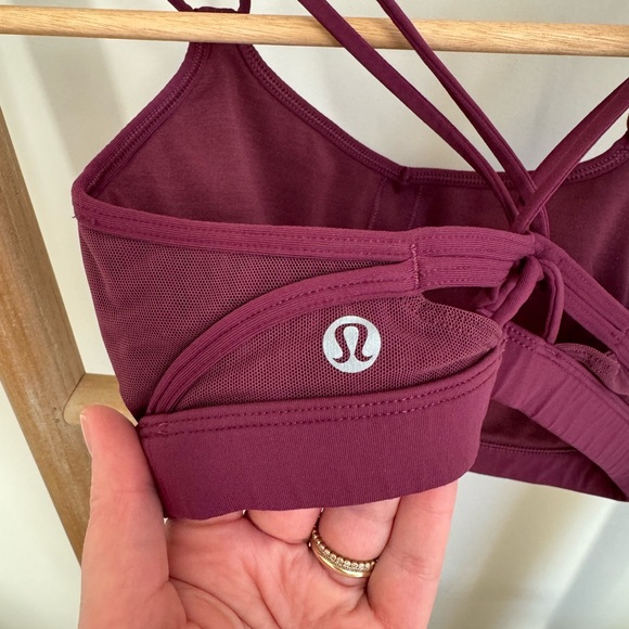 EUC Lululemon Make A Move Bra Red Grape 4 - Picture 9 of 10